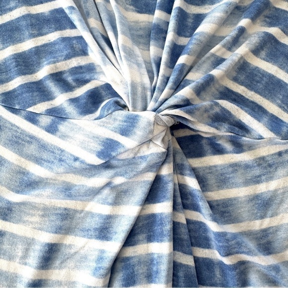 Liz Claiborne popover dress, sleeves, crew neck,  stretchy knit fabric, midi - Picture 9 of 14